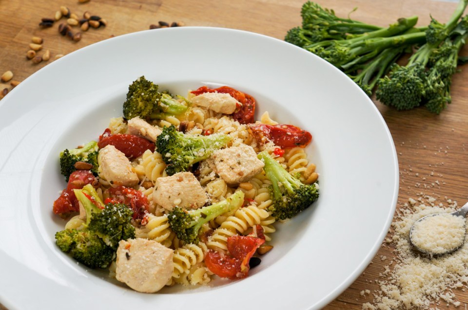 Broccoli_chicken_spaghetti_19