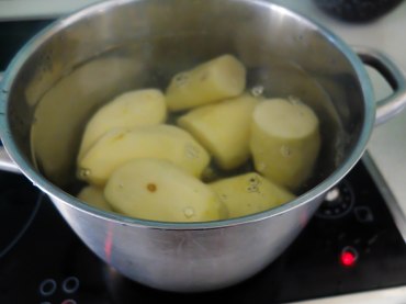 Stuffed potatoes and ham-3